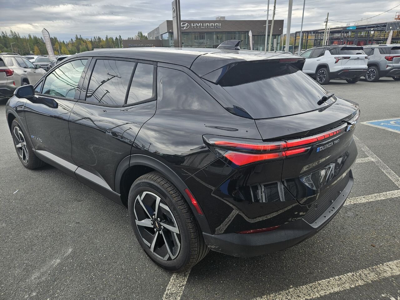 Chevrolet Equinox EV LT1 4 portes avec PCY 2027 Noir Thetford Mines - photo #5