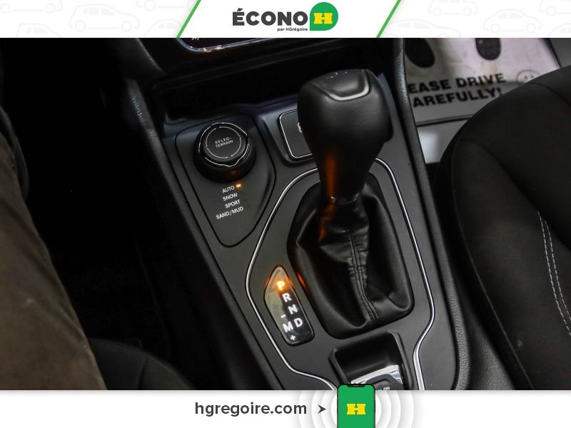 Jeep Cherokee 728089A | North 4X4 GR ÉLEC A/C BLUETOOTH CAMÉRA MAGS 2019 Vert Laval - photo #12