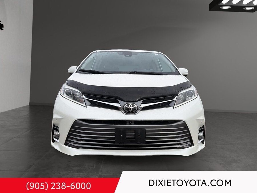 2020 Toyota Sienna LIMITED AWD White
