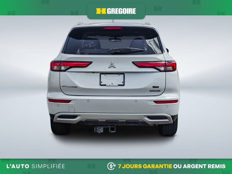 2024 Mitsubishi Outlander White Blainville - photo #7