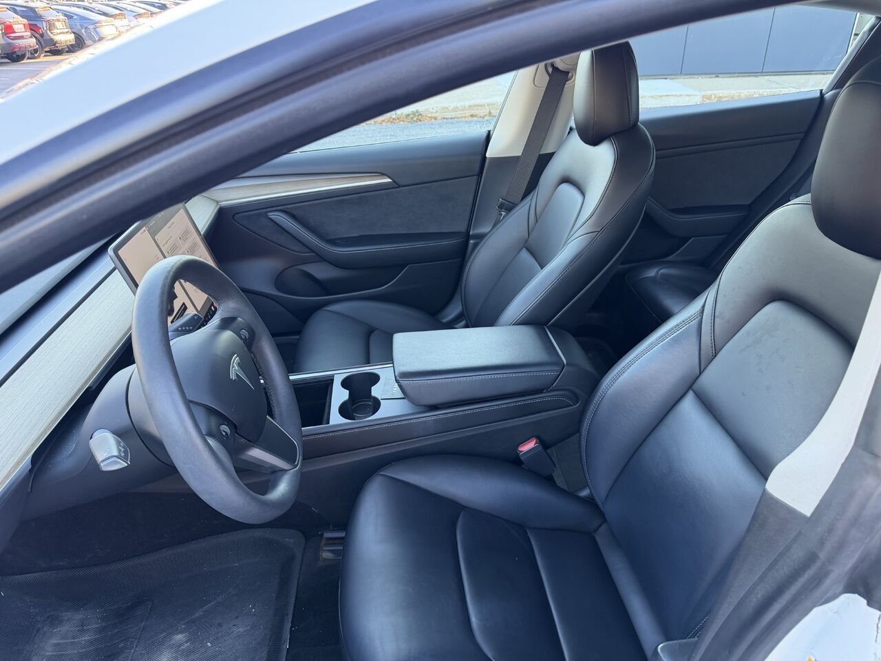 Tesla Model 3 423 km d'autonomie jamais accidenté un seul propriétaire 2021 Blanc Châteauguay - photo #13