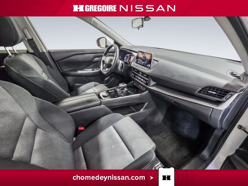 2025 Nissan Rogue White Laval - photo #25