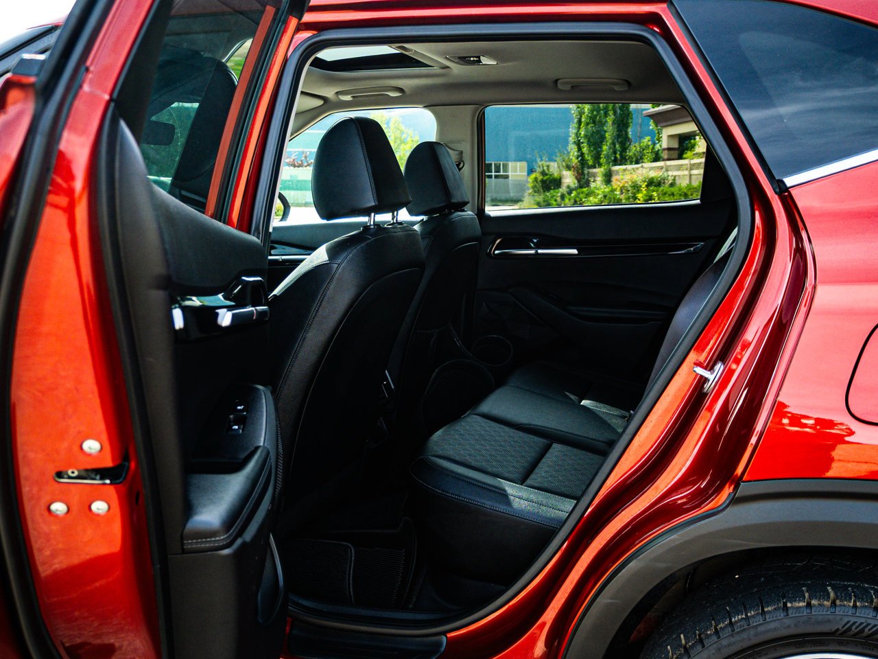 2021 Kia Seltos SX Turbo AWD Orange Sherwood Park - photo #17