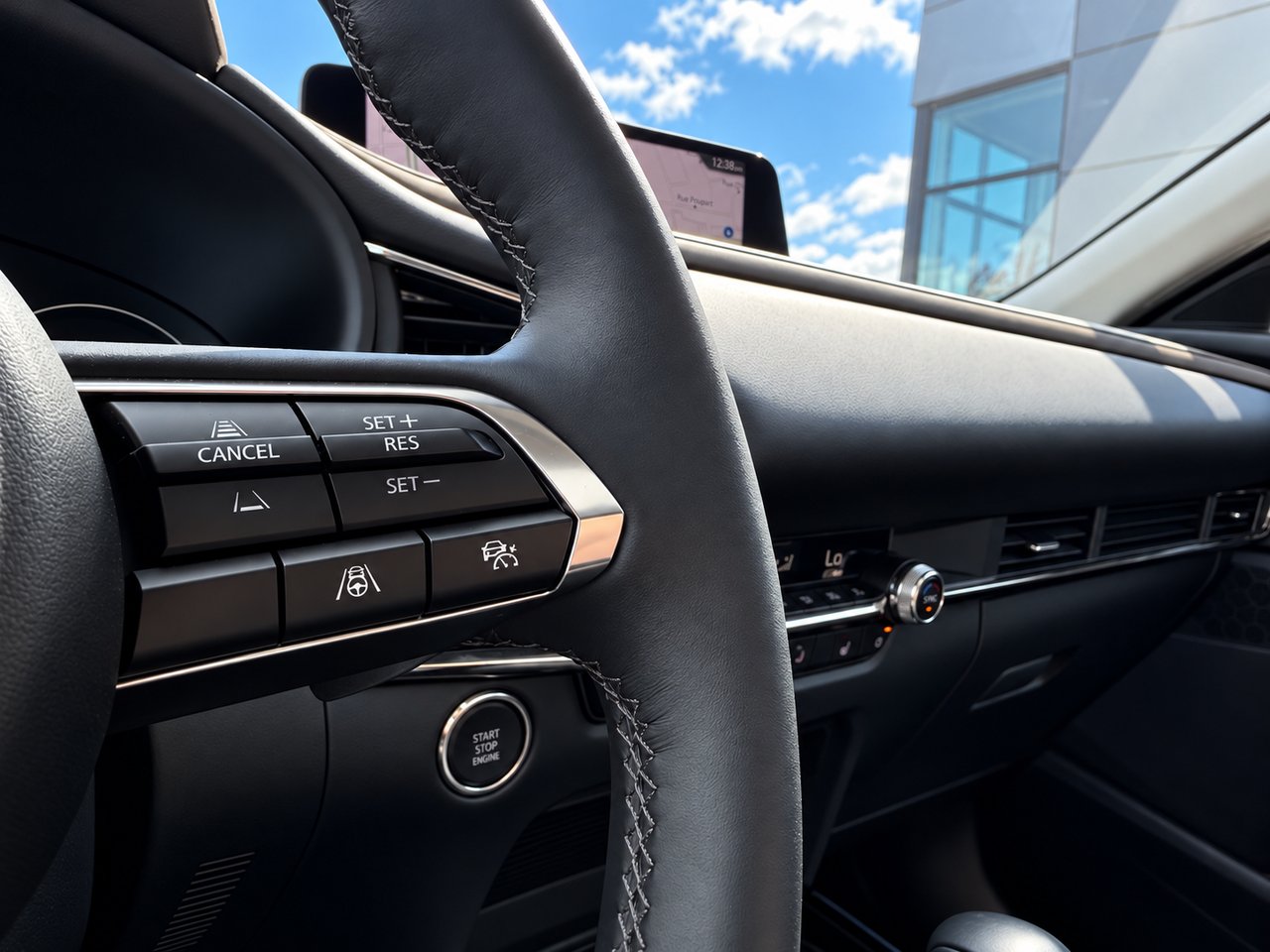 Mazda CX-30 GT 2025 Gris Châteauguay - photo #15