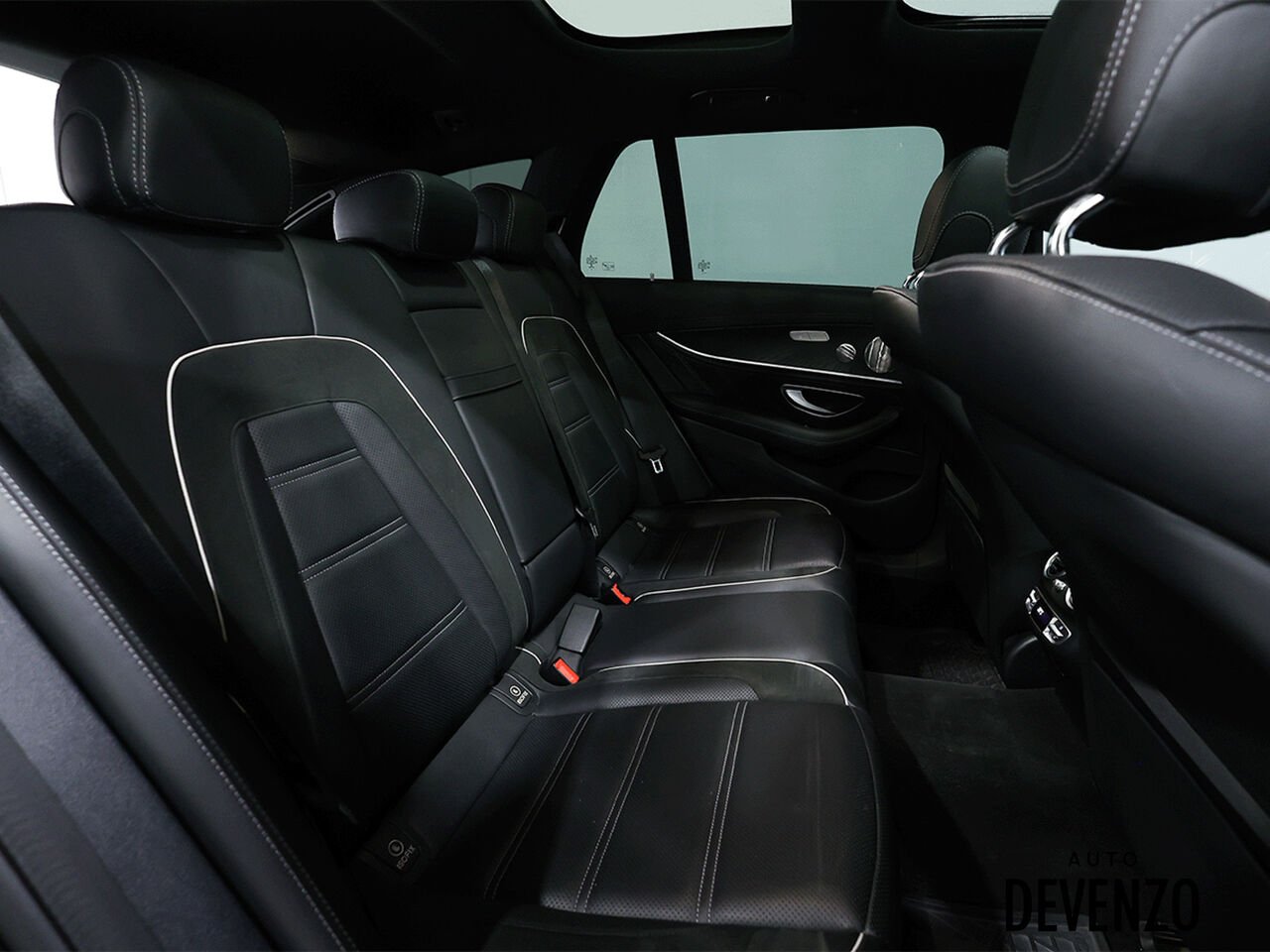 Mercedes-Benz Classe-E 2023 Noir Saint-Eustache - photo #12