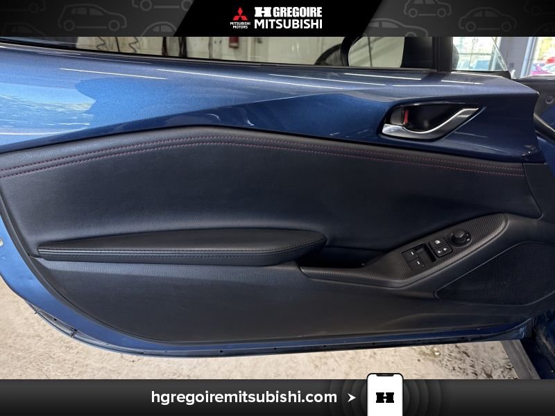 2018 Mazda MX-5 Blue Laval - photo #12