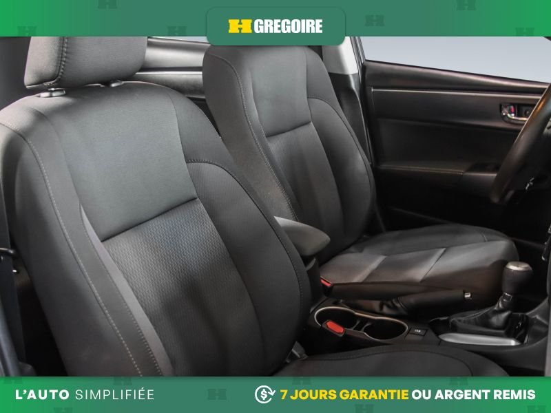 Toyota Corolla 822023 | LE AUTO A/C CAM RECUL BLUETOOTH 2019 Bleu Laval - photo #27