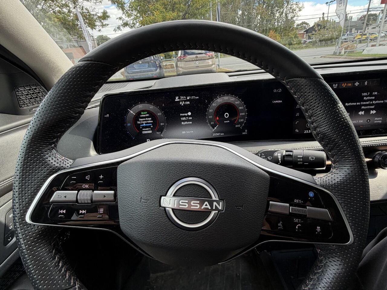 Nissan ARIYA awd carplay jamais accidenté 430 d'autonomie 2024 Blanc Châteauguay - photo #20