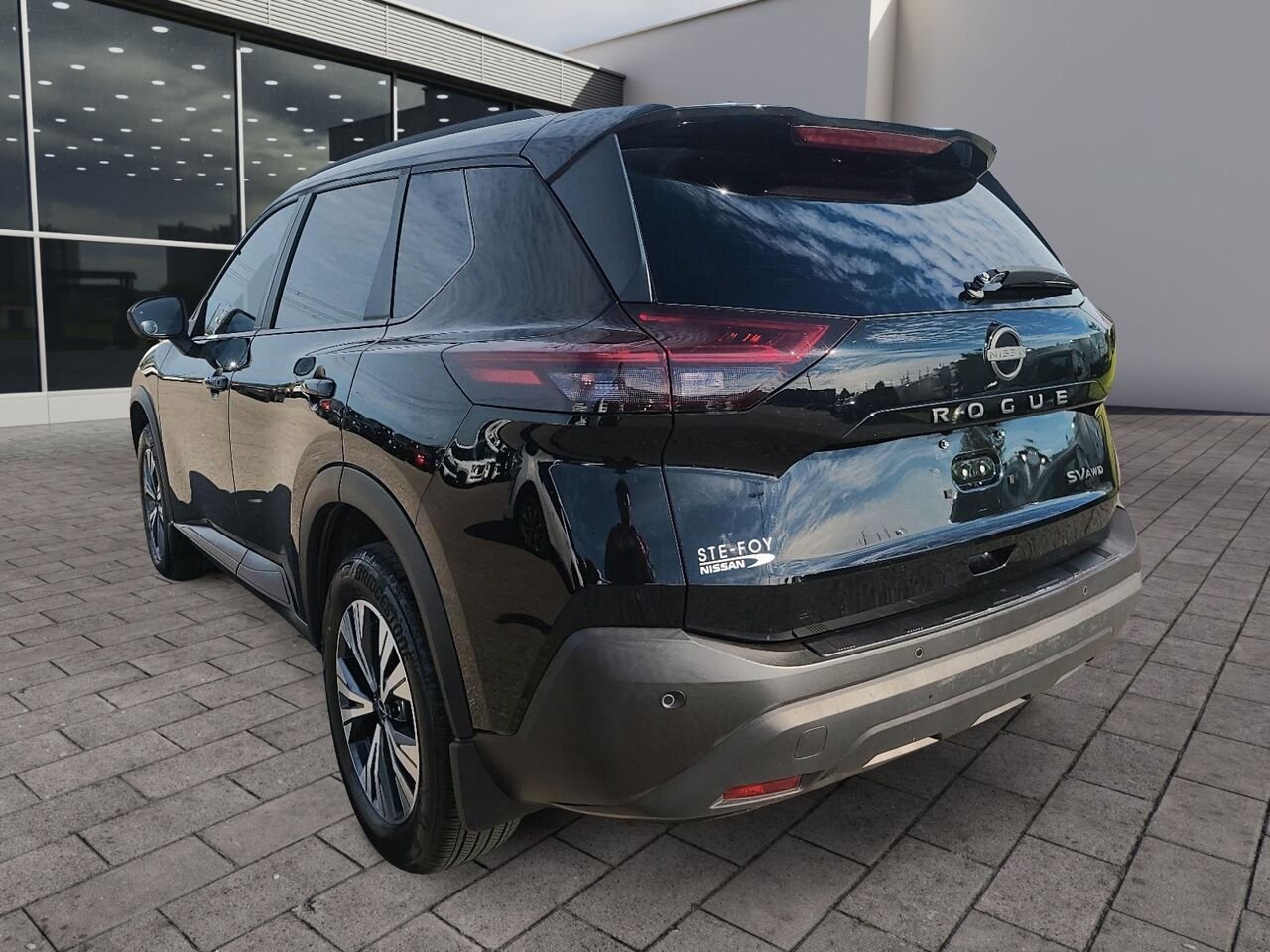 Nissan Rogue SV TI 2023 Noir Québec - photo #3