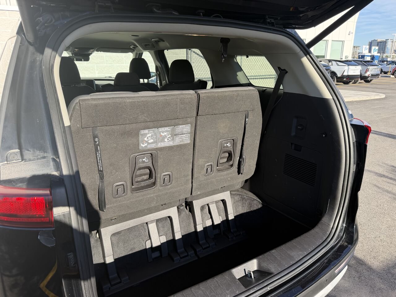 Kia Carnival LX PLUS 8 PASSAGERS 2022 Noir Laval - photo #18