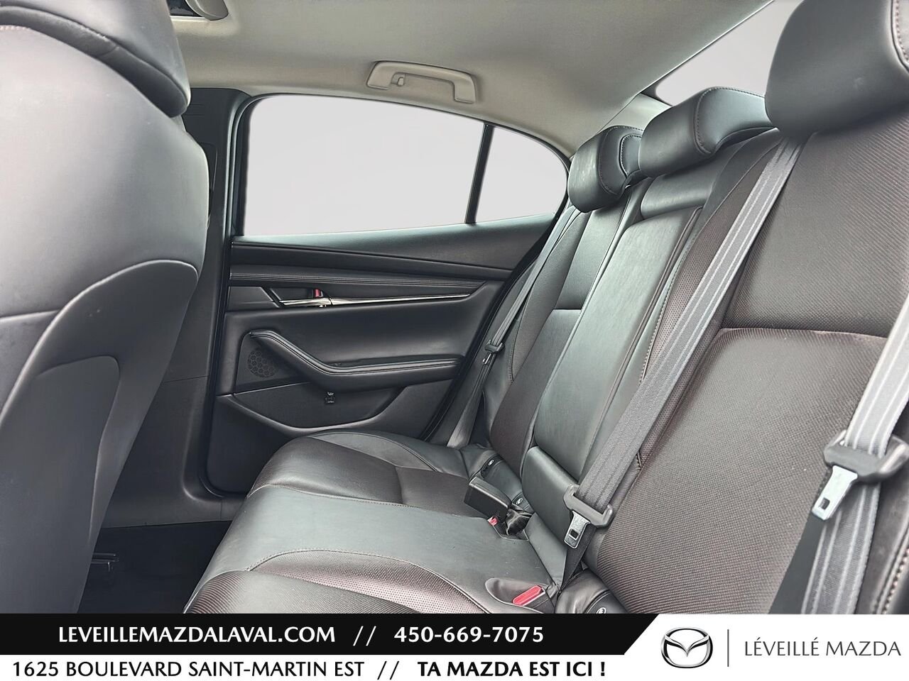 2022 Mazda Mazda3 GT TA Blue Laval - photo #11