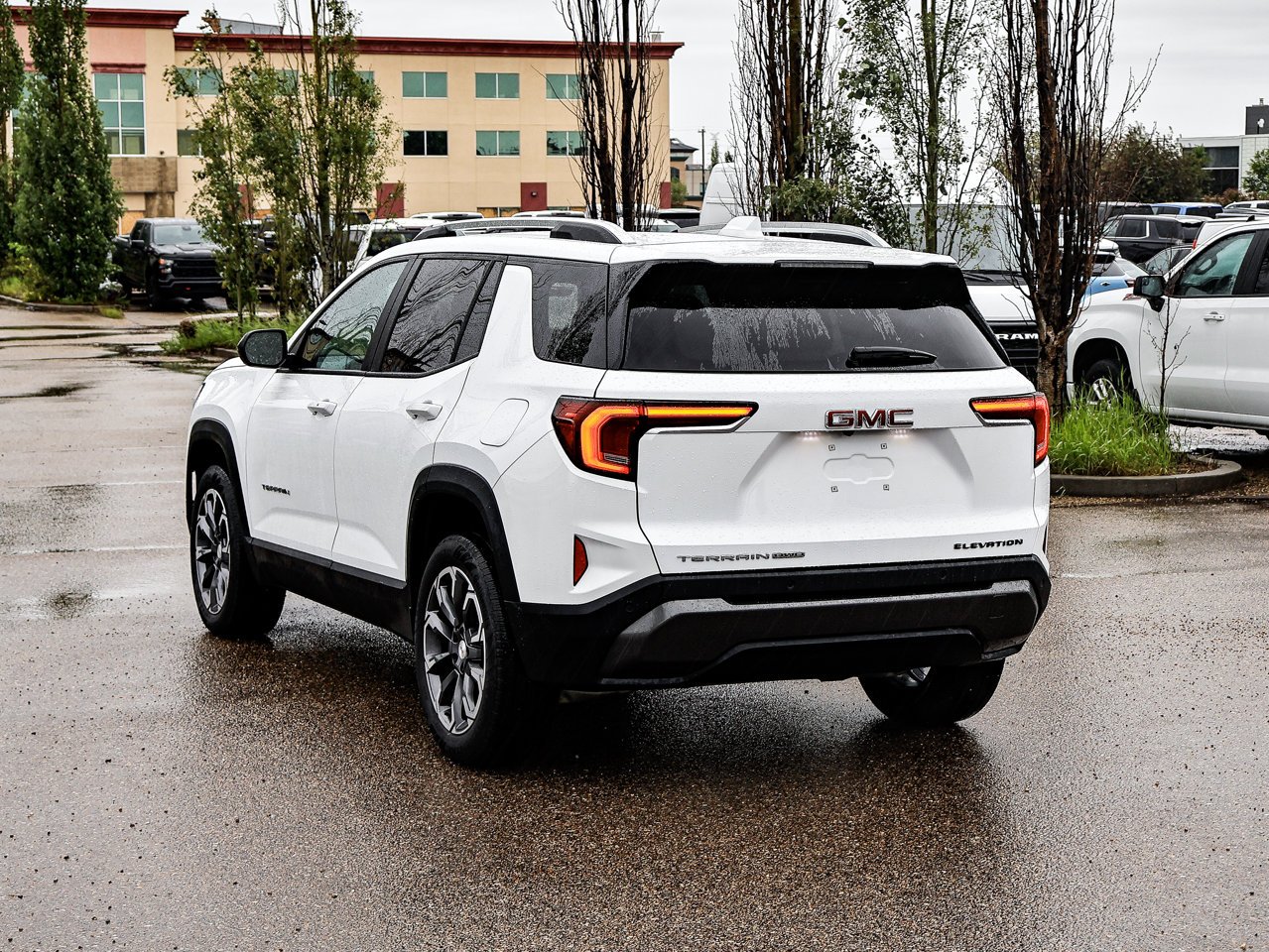 2026 GMC Terrain AWD 4dr Elevation White Sherwood Park - photo #10