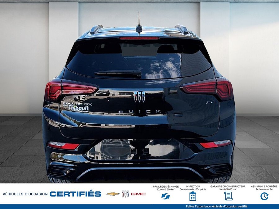 2024 BUICK ENCORE GX Tourisme sport 4 portes TI Black