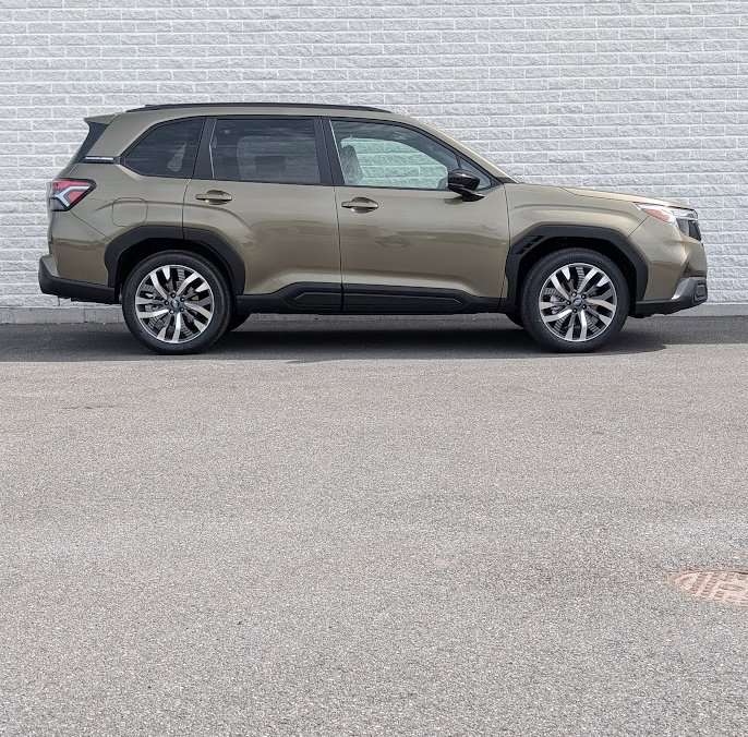 2026 SUBARU Forester PREMIER Autumn Green Metallic