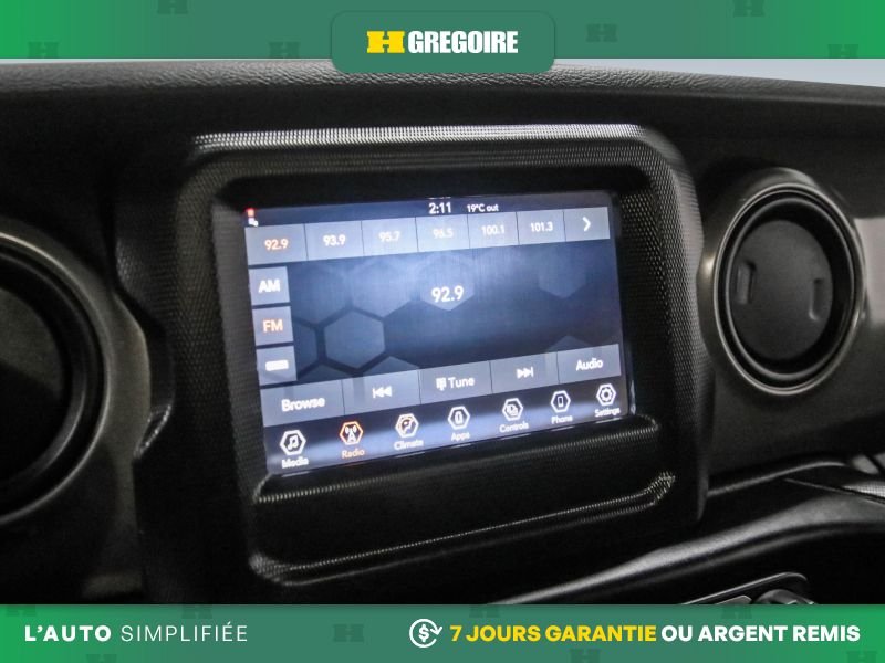 Jeep Wrangler 2022 Gris Blainville - photo #18