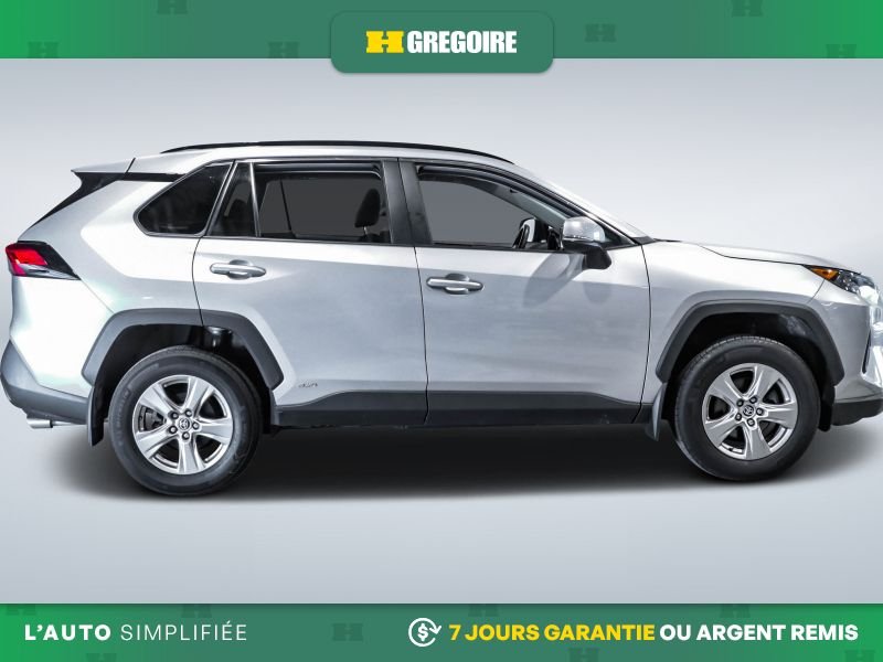 2022 Toyota Rav 4 Silver Blainville - photo #10