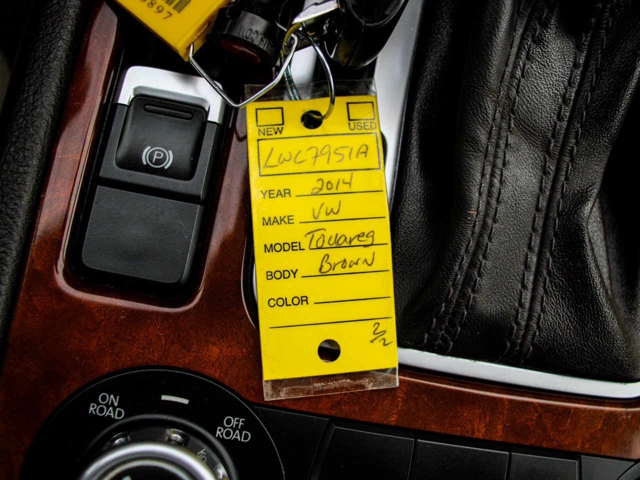 2014 Volkswagen Touareg 4dr TDI Execline Brown Sherwood Park - photo #34