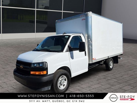 2025 Chevrolet Fourgonnette commerciale tronquée Express 3500 fourgonnette 159 po White