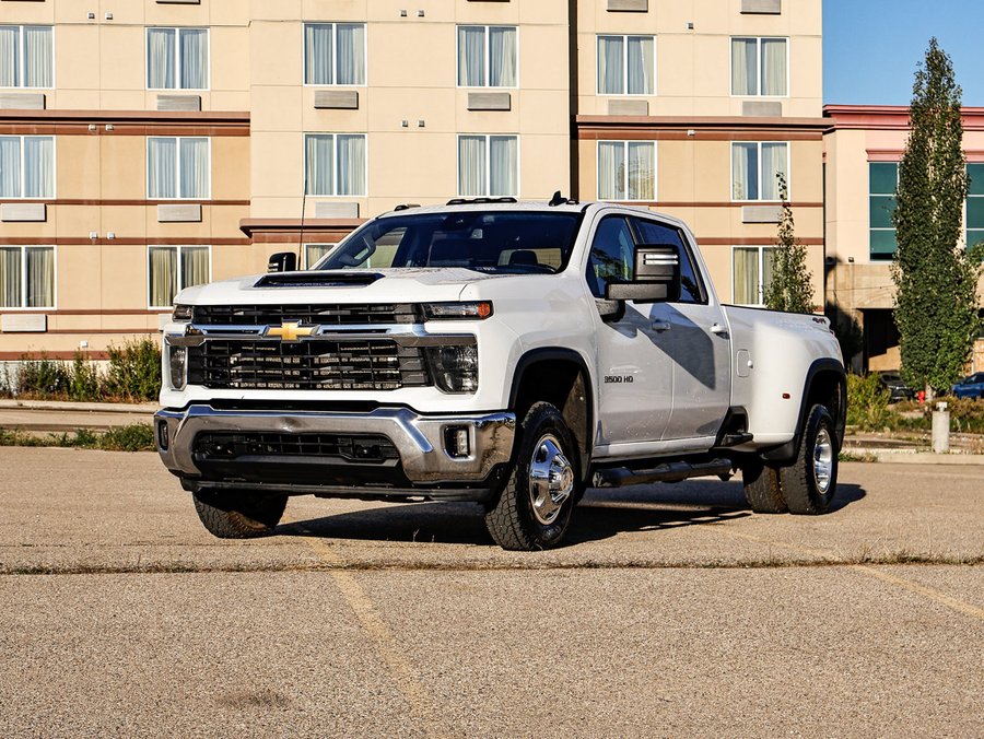 2024 Chevrolet Silverado 3500HD LT DRW 6.6L Duramax | Heated Seats White