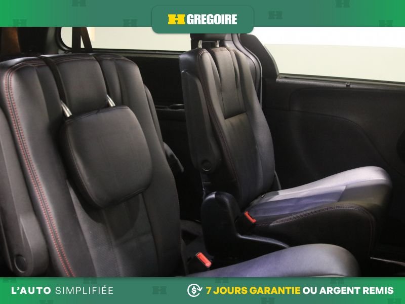 2020 Dodge GR Caravan White Laval - photo #30