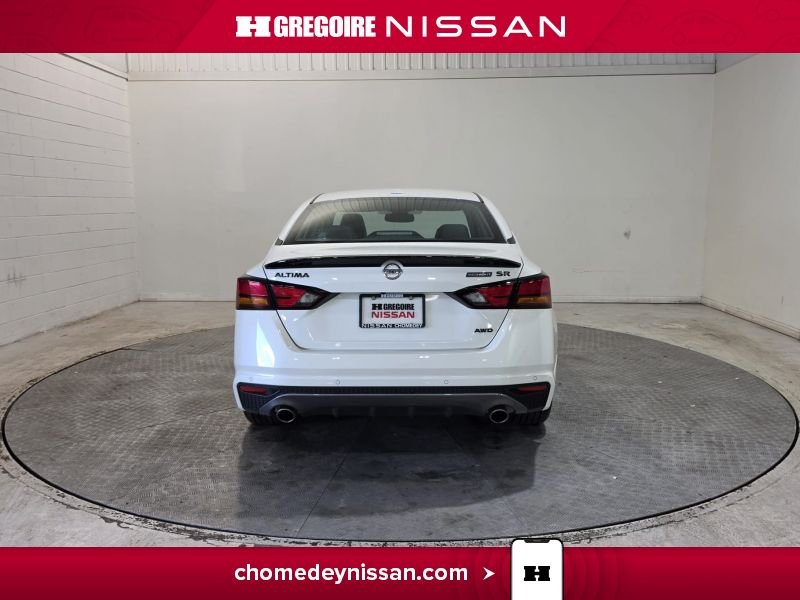 2022 Nissan Altima Black Blainville - photo #7