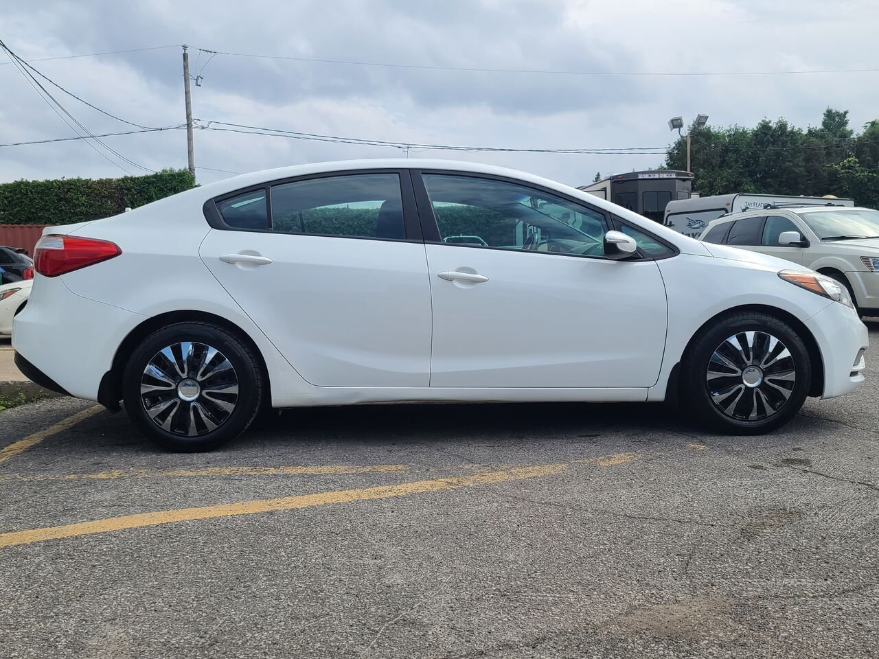 2015 Kia Forte White  - photo #6