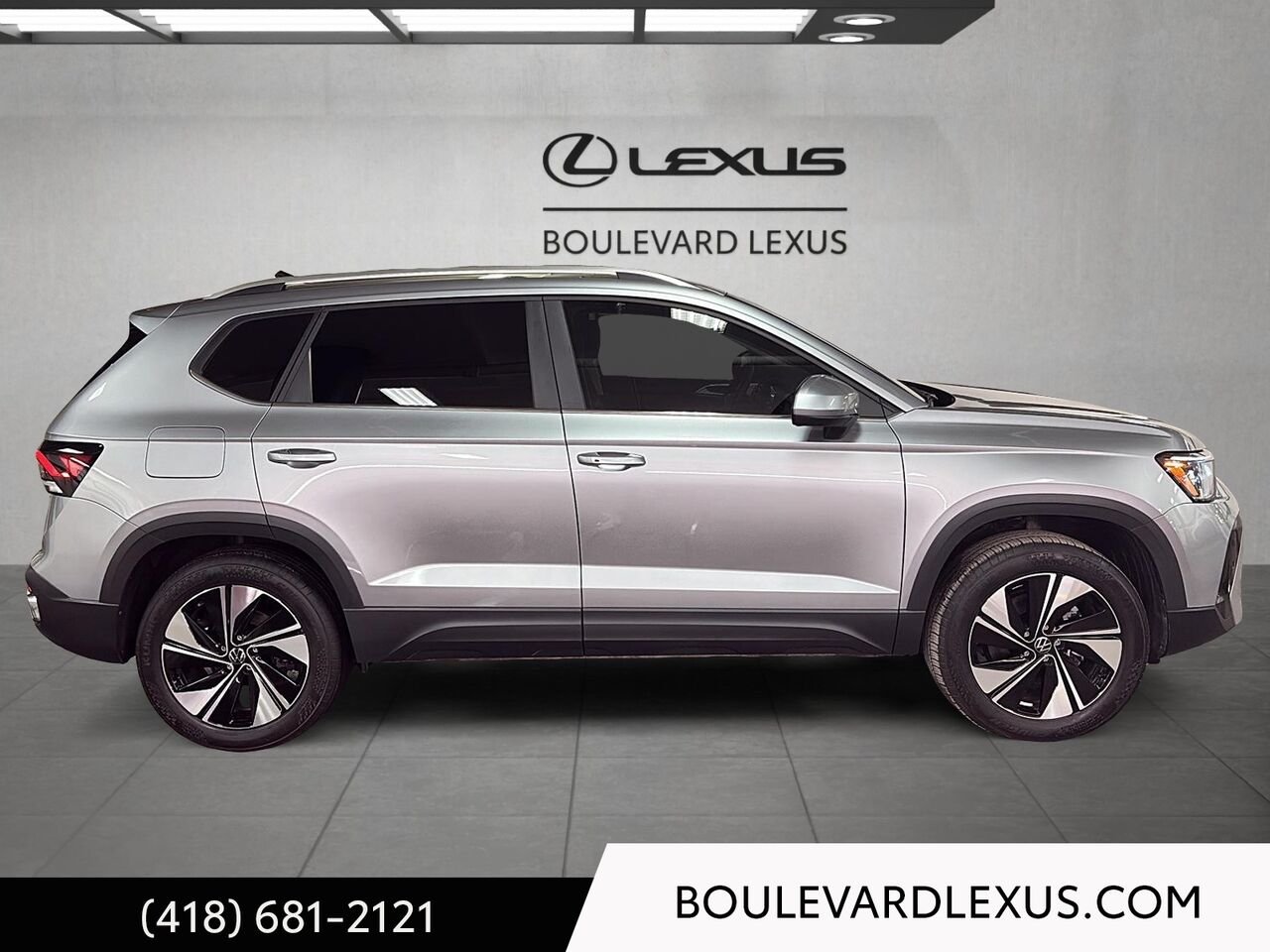 2025 Volkswagen Taos Silver Quebec - photo #2