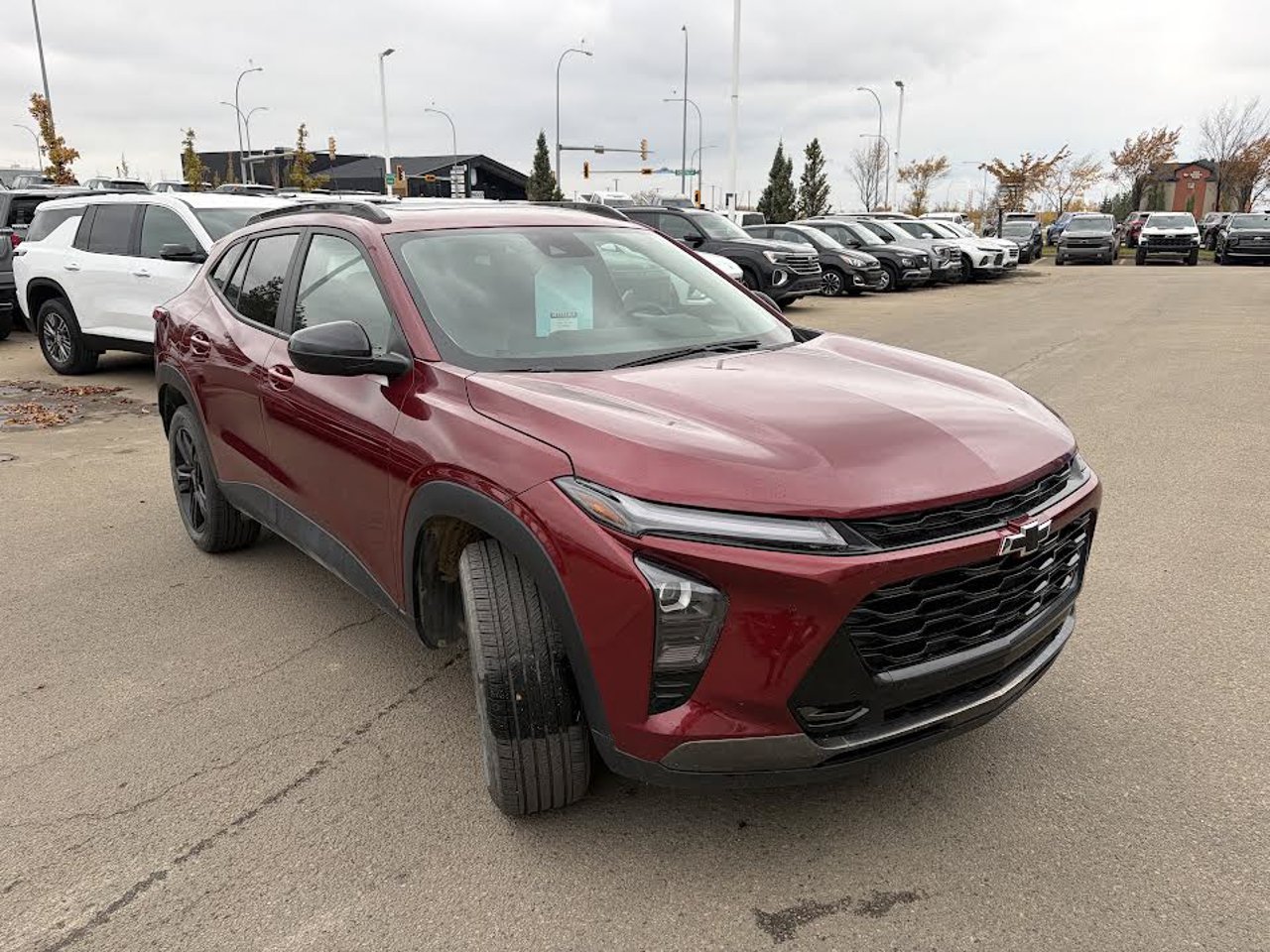 2024 Chevrolet Trax FWD 4dr ACTIV Red Sherwood Park - photo #1