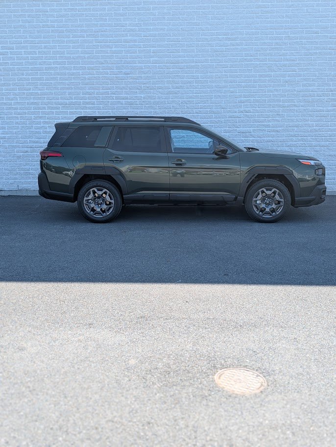 SUBARU Outback TOURING 2026 Émeraude foncé nacré Saint-Hyacinthe - photo #2