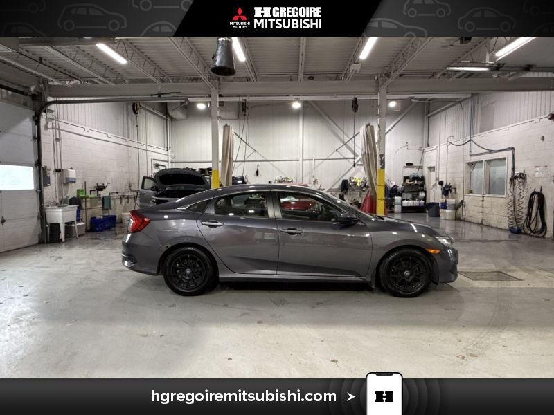 2016 Honda Civic Grey Laval - photo #10