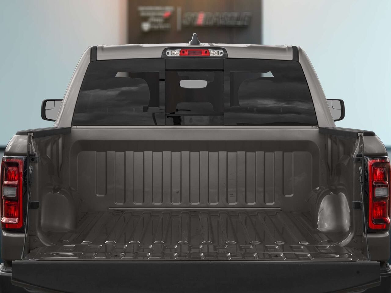 Ram 1500 2026 Gris Saint-Basile-le-Grand - photo #8