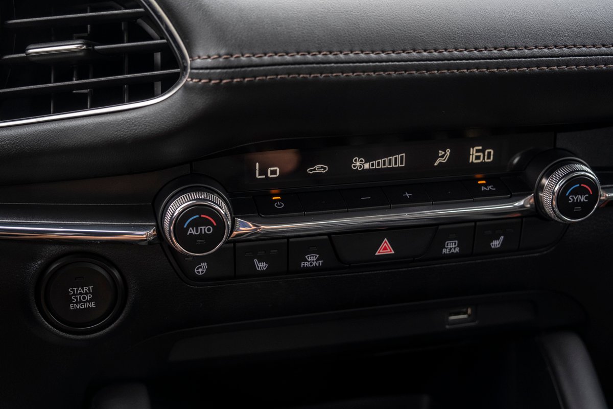 Mazda Mazda3 2019 Rouge Gatineau - photo #16