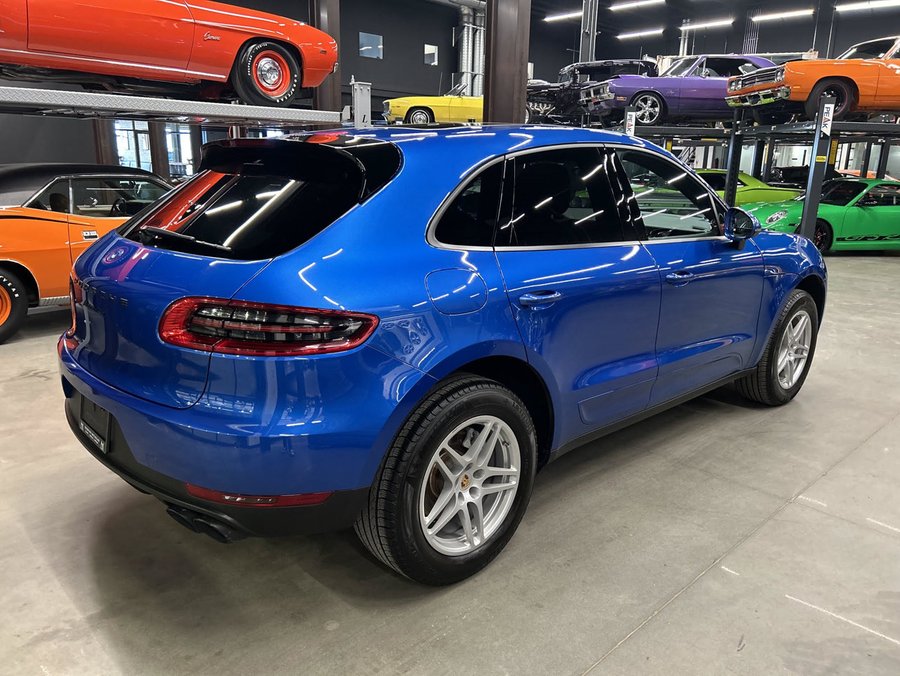 2015 Porsche Macan S Blue