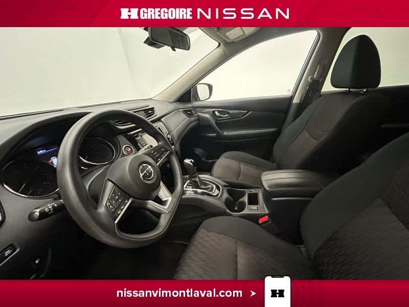 2019 Nissan Rogue Grey Laval - photo #18