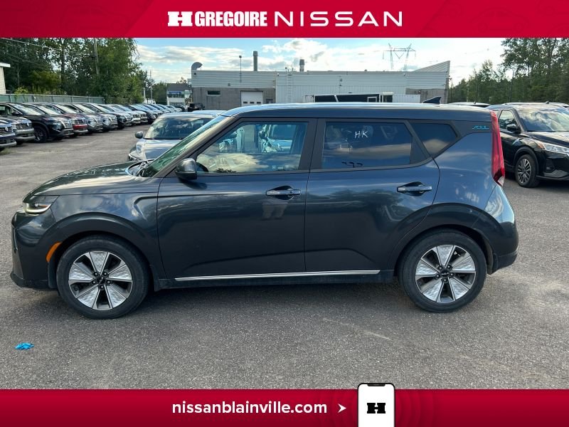 2022 Kia Soul Grey Laval - photo #10