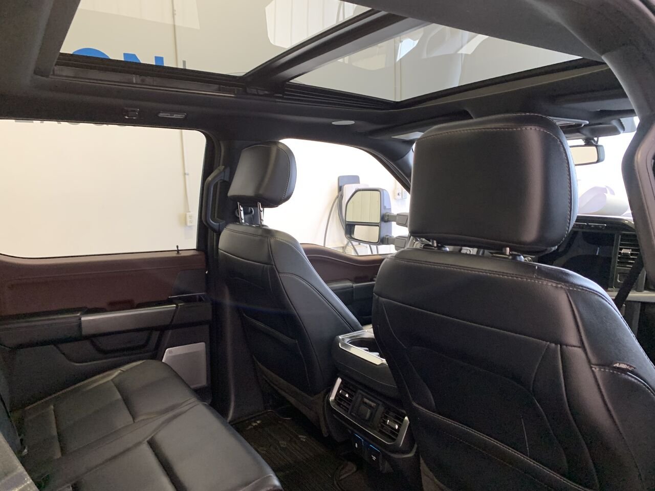 Ford F-150 SUPERCREW LARIAT LARIAT, 502A, SPORT 2023 Noir Châteauguay - photo #18