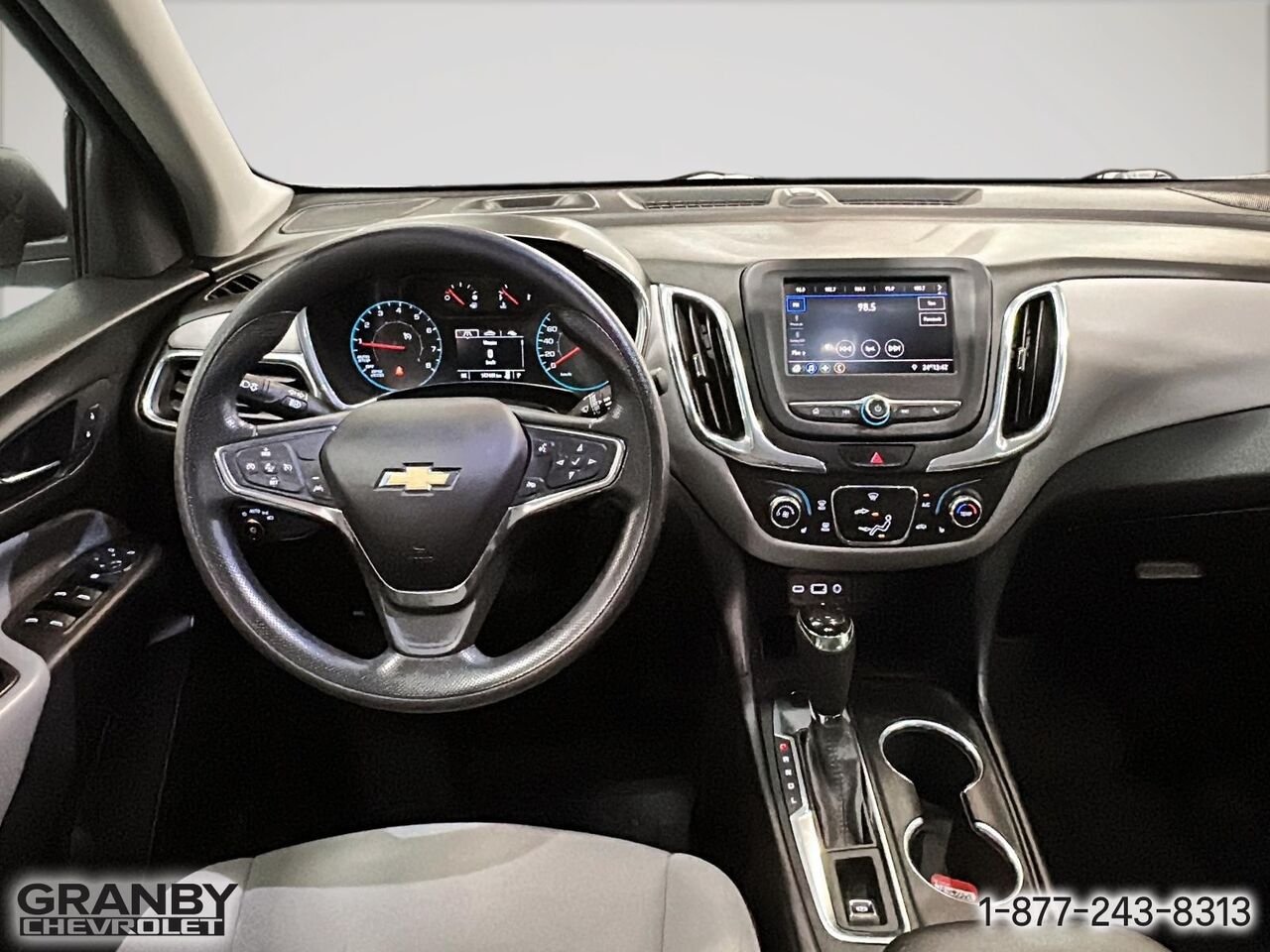 Chevrolet Equinox LS awd | 26-0912A 2021 Blanc Granby - photo #12