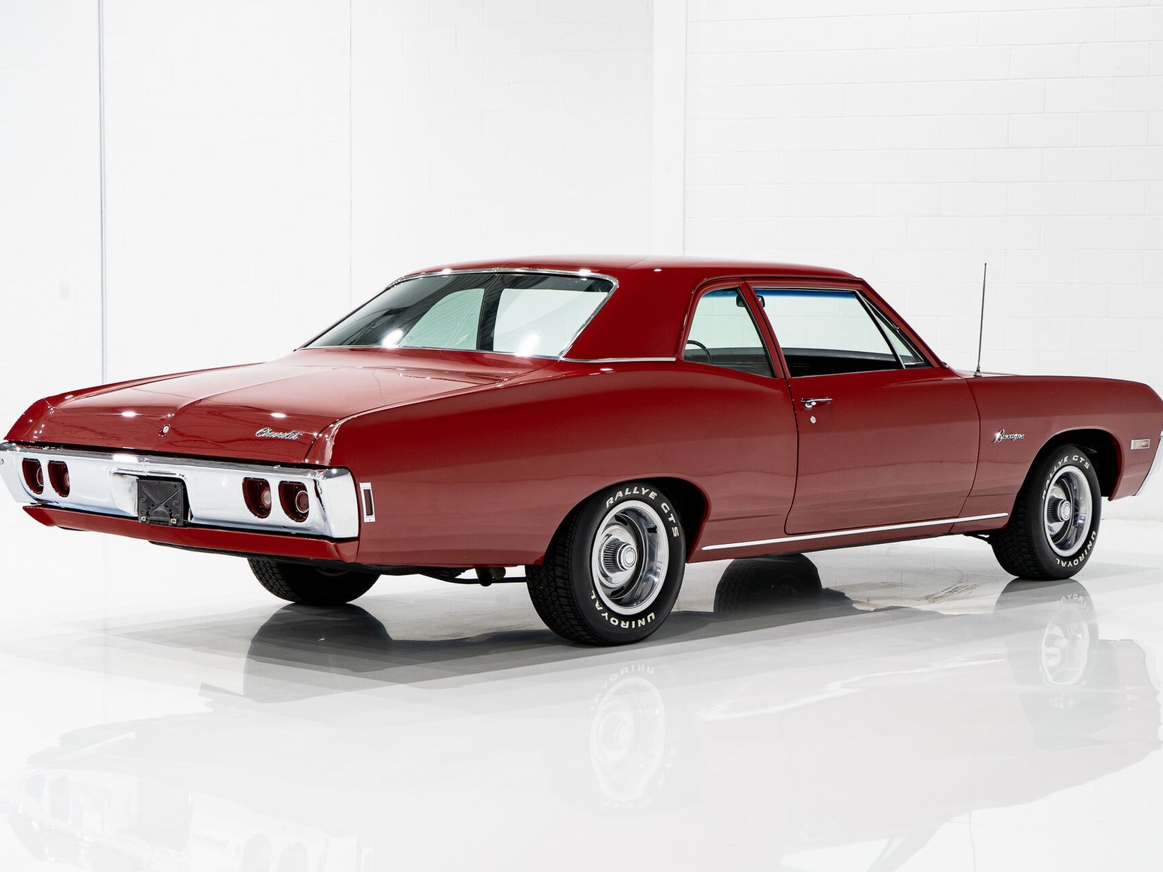 Chevrolet Biscayne **PRIX EN USD** L36 4 speed GM Canada paperwork 1968 Rouge Montréal - photo #22