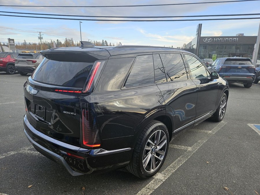 Cadillac VISTIQ Traction intégrale, 4 portes Sport 2026 Noir