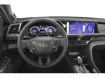 Toyota Crown Platine