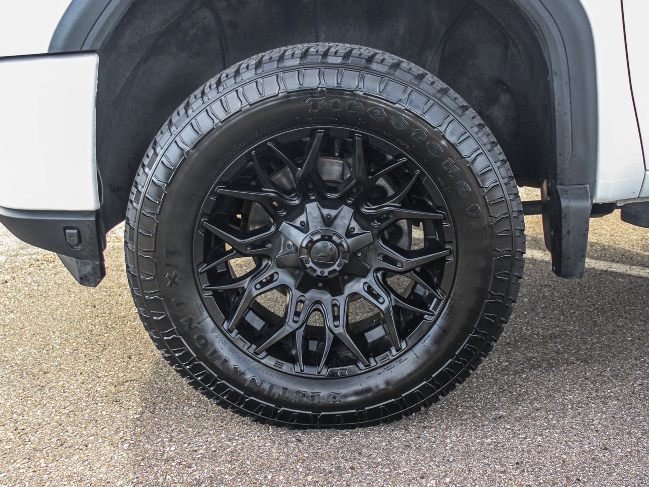2022 GMC Sierra 3500HD 4WD Crew Cab 159 AT4 White Sherwood Park - photo #11