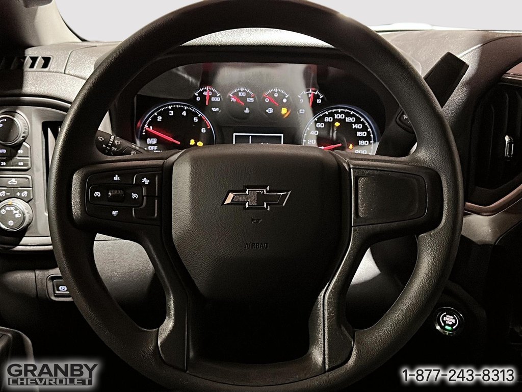 CHEVROLET Silverado 1500 K1500 SILVERADO CREW CAB CUSTOM TRAIL BOSS STD/BOX (2CX) | 26-0384 2026 Rouge ardent Granby - photo #14