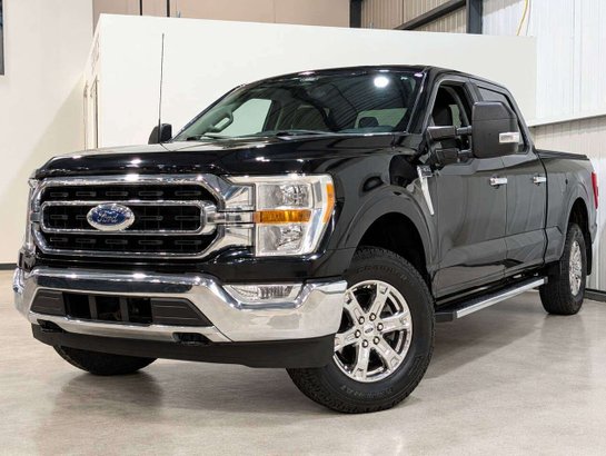 Ford F-150 XLT 4WD SuperCrew 5.5' Box 2022 Noir