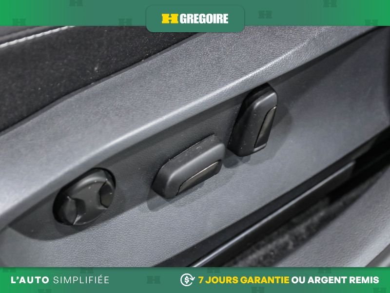 Volkswagen Taos 820963 | Comfortline AUTO AC MAGS TOIT CAM RECULE BLUETOOTH 2024 Argent Laval - photo #16