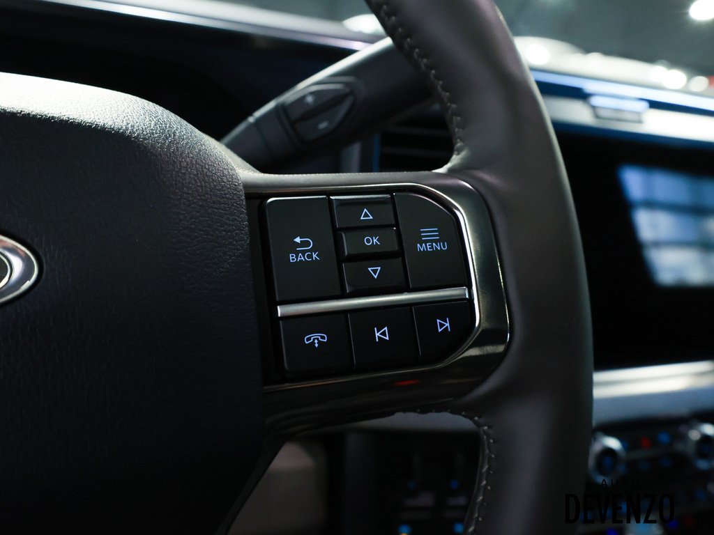2026 Ford Super Duty F-450 DRW Black Saint-Eustache - photo #18
