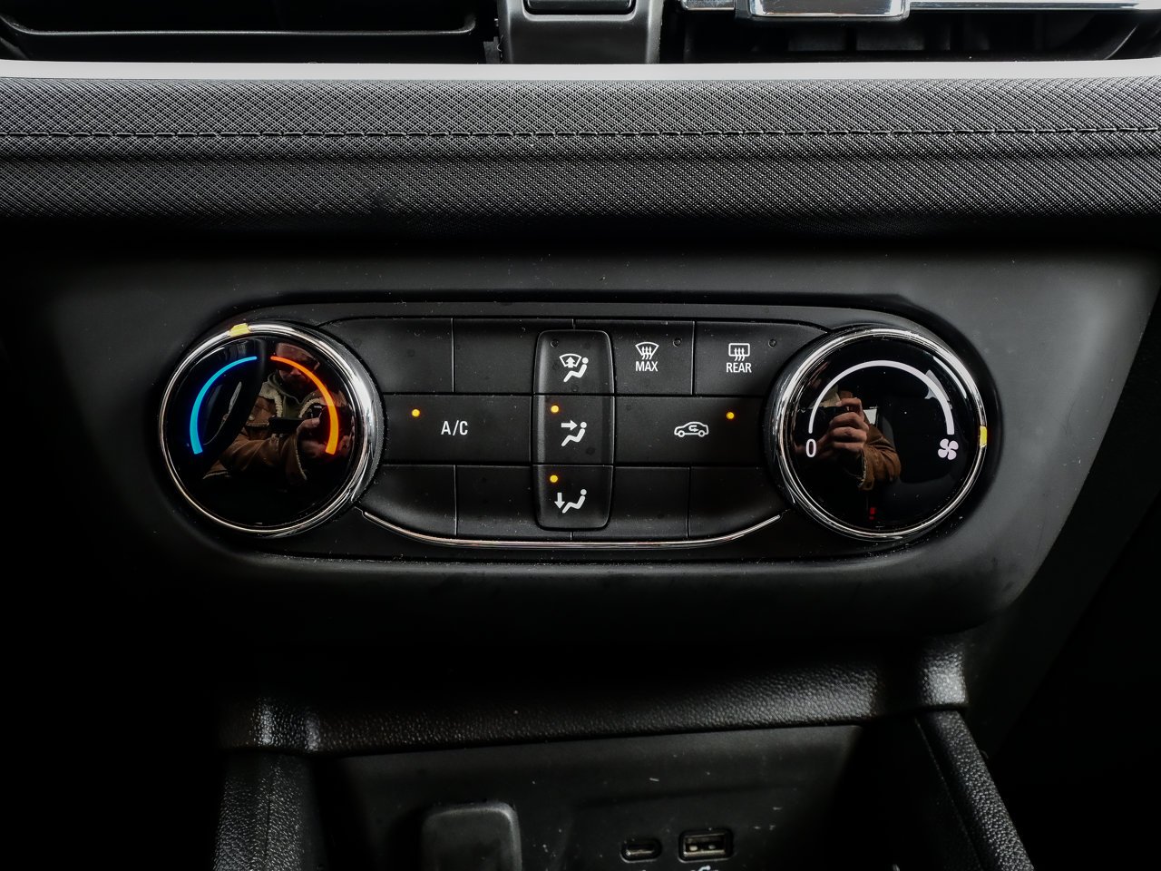 2024 Chevrolet Trailblazer AWD 4dr LS Blue Sherwood Park - photo #26