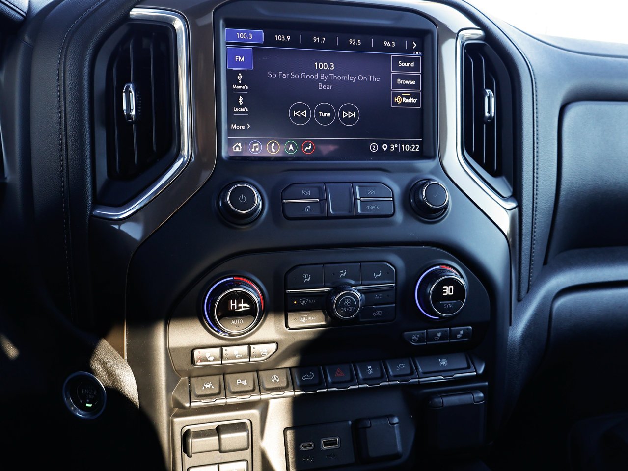 2020 Chevrolet Silverado 1500 4WD Crew Cab 147 High Country White Sherwood Park - photo #24