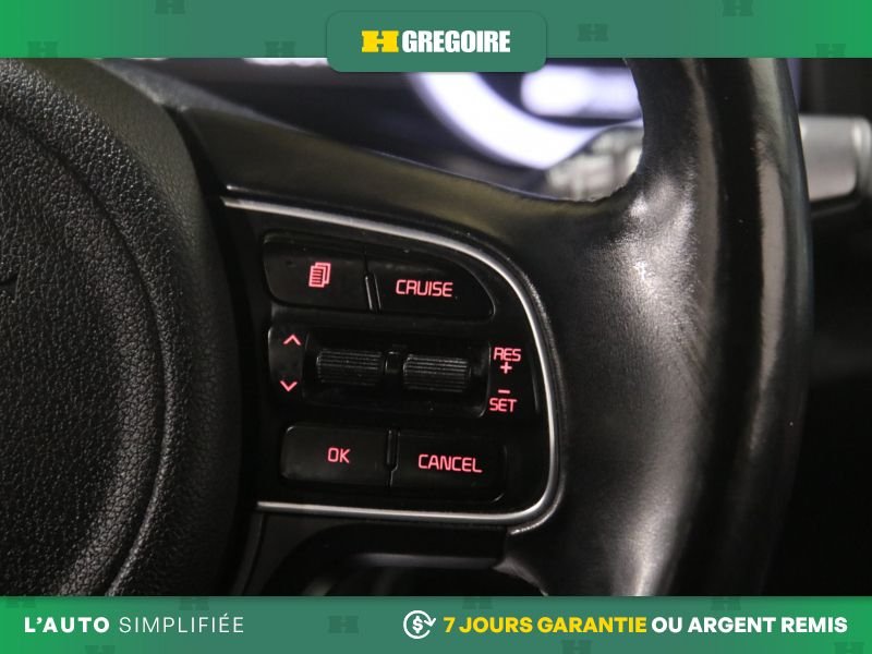2019 Kia Niro Black Saint-Eustache - photo #20