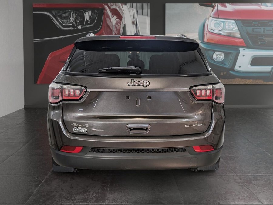 JEEP COMPASS SPORT 2018 Gris