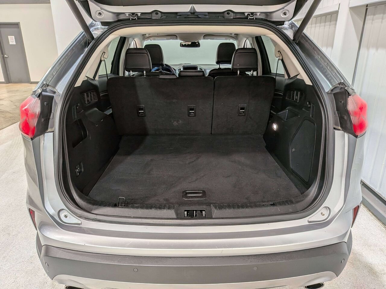 2023 Ford Edge Titanium AWD Silver Val-David - photo #8
